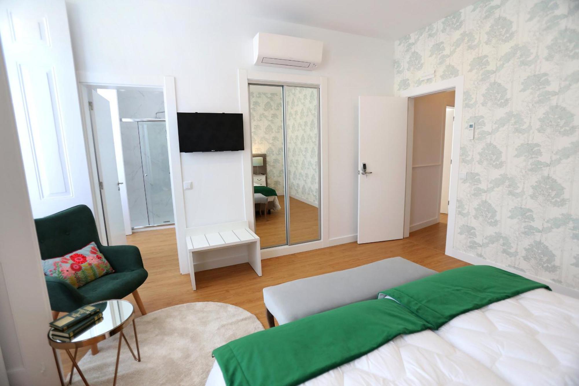 Glass Boutique - Rooms & Suites Marinha Grande Phòng bức ảnh